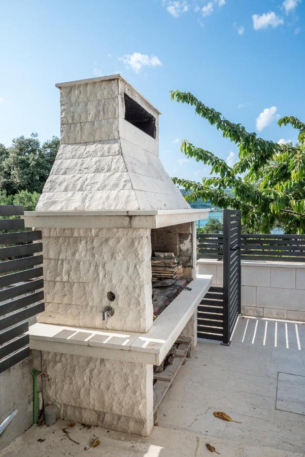 Vdl Apartments Trogir Exterior foto