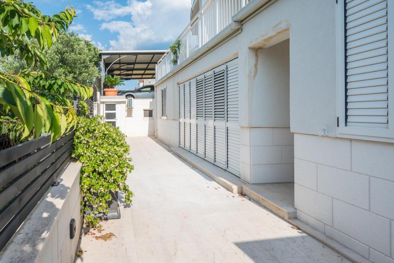 Vdl Apartments Trogir Exterior foto